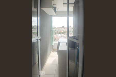 Apartamento à venda com 75m², 3 quartos e 2 vagasQuarto 1 - varanda/área de serviço