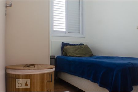 Apartamento à venda com 75m², 3 quartos e 2 vagasQuarto 2