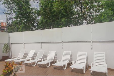 Apartamento à venda com 75m², 3 quartos e 2 vagasÁrea comum - piscina