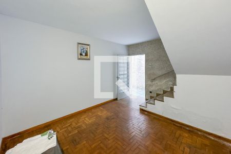 Sala de casa à venda com 4 quartos, 200m² em Vila Monumento, São Paulo