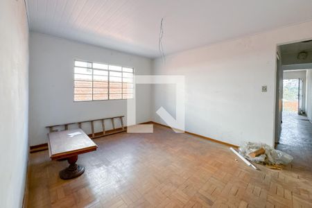 Casa à venda com 200m², 4 quartos e 3 vagasQuarto 2