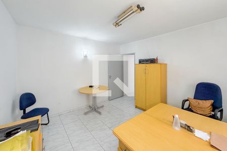 Casa à venda com 200m², 4 quartos e 3 vagasquarto - casa 2