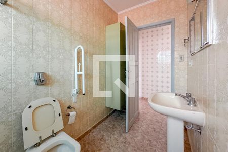 Casa à venda com 200m², 4 quartos e 3 vagasBanheiro