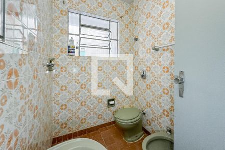 Casa à venda com 200m², 4 quartos e 3 vagasBanheiro - casa 2