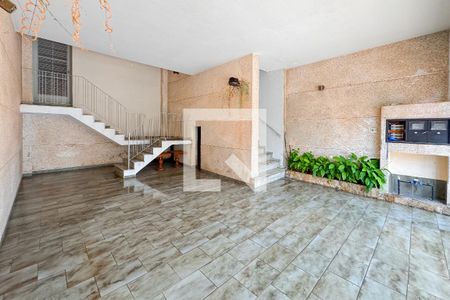 Casa à venda com 200m², 4 quartos e 3 vagasÁrea comum