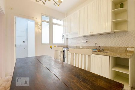 Apartamento à venda com 70m², 2 quartos e 1 vagaCozinha