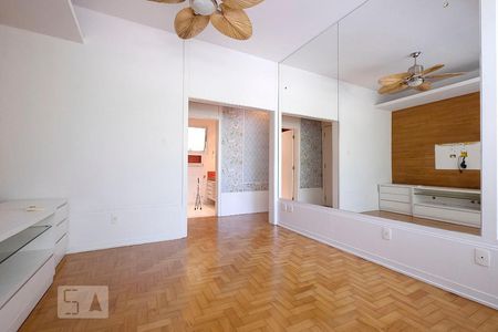 Apartamento à venda com 70m², 2 quartos e 1 vagaSala
