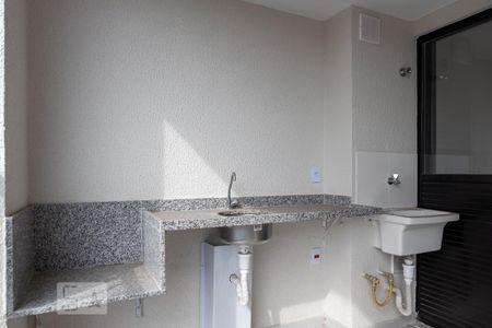 Varanda da Sala de apartamento à venda com 2 quartos, 49m² em Vila Yolanda, Osasco