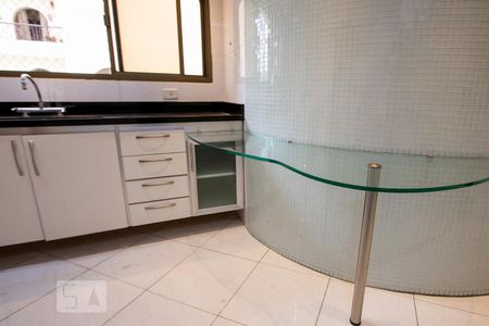Apartamento para alugar com 170m², 4 quartos e 2 vagasCozinha