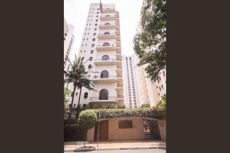 Apartamento para alugar com 170m², 4 quartos e 2 vagasFachada