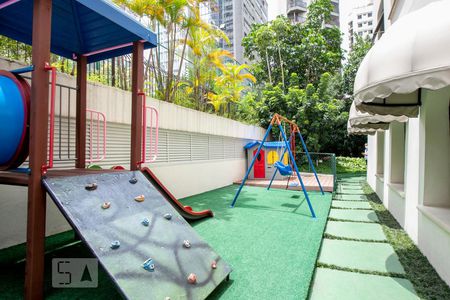 Apartamento para alugar com 170m², 4 quartos e 2 vagasÁrea Comum - Playground