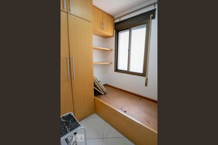 Apartamento para alugar com 170m², 4 quartos e 2 vagasÁrea de serviço - Quarto