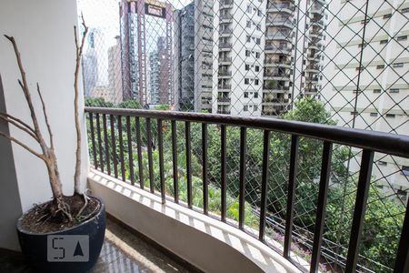 Sacada da Sala de apartamento para alugar com 4 quartos, 170m² em Indianópolis, São Paulo