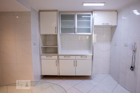 Apartamento para alugar com 170m², 4 quartos e 2 vagasCozinha