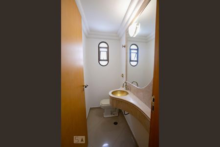 Apartamento para alugar com 170m², 4 quartos e 2 vagasLavabo