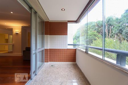 Varanda da sala de apartamento para alugar com 3 quartos, 165m² em Jardim Colombo, São Paulo