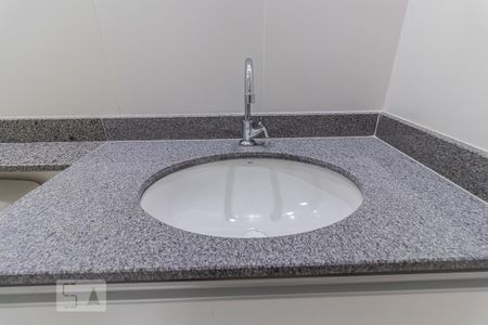 Apartamento para alugar com 34m², 2 quartos e 1 vaga Apartamento para alugar com 34m², 2 quartos e 1 vagaBanheiro
