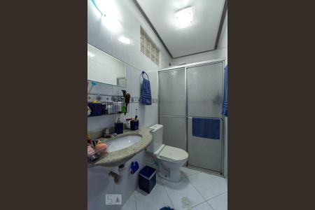 Casa à venda com 120m², 3 quartos e 2 vagas Casa à venda com 120m², 3 quartos e 2 vagasBanheiro da Suíte