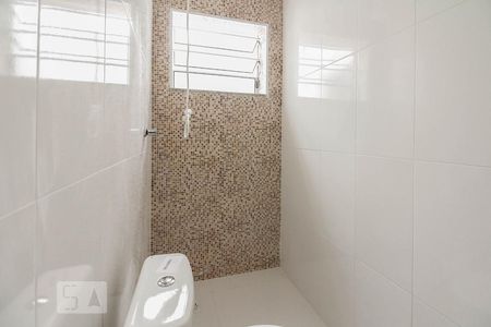 Banheiro  de apartamento para alugar com 1 quarto, 40m² em Vila Ivone, São Paulo