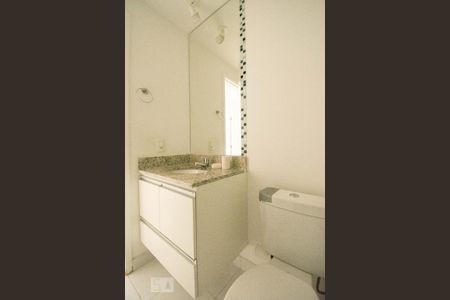 Apartamento para alugar com 81m², 3 quartos e 2 vagasBanheiro