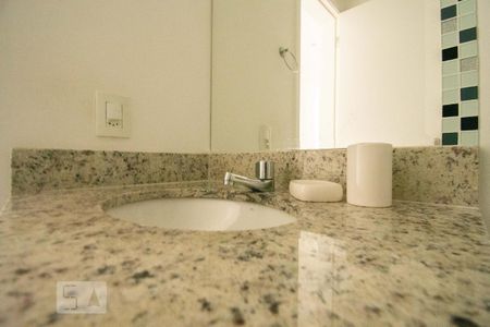 Apartamento para alugar com 81m², 3 quartos e 2 vagasBanheiro - Torneira