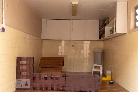 Casa à venda com 240m², 3 quartos e 6 vagas Casa à venda com 240m², 3 quartos e 6 vagasGaragem