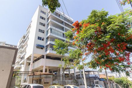 Apartamento para alugar com 83m², 2 quartos e 1 vaga Apartamento para alugar com 83m², 2 quartos e 1 vagaFachada