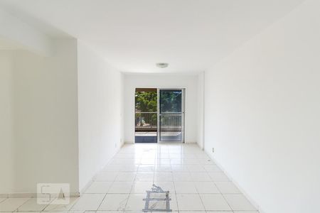 Sala de apartamento para alugar com 2 quartos, 83m² em Todos Os Santos, Rio de Janeiro