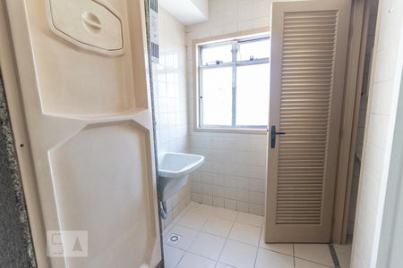 Apartamento para alugar com 83m², 2 quartos e 1 vaga Apartamento para alugar com 83m², 2 quartos e 1 vagaDetalhe da area de serviço