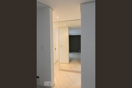 Corredor de apartamento à venda com 3 quartos, 97m² em Indianópolis, São Paulo