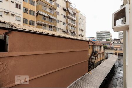 Vista Quarto 1 de apartamento para alugar com 2 quartos, 70m² em Méier, Rio de Janeiro
