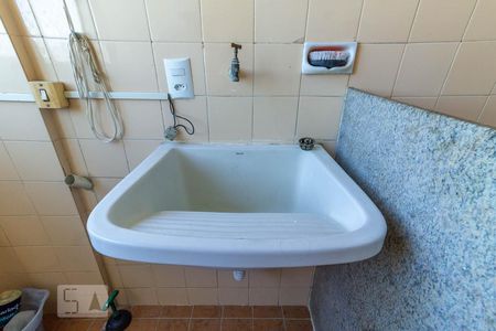 Apartamento à venda com 68m², 2 quartos e 1 vagaÁrea de Serviço