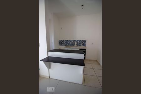 Apartamento para alugar com 46m², 2 quartos e 1 vagaCozinha - Armários