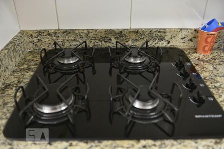 Apartamento à venda com 59m², 2 quartos e 1 vagaCozinha - cooktop