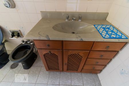 Casa para alugar com 360m², 6 quartos e 4 vagas Casa para alugar com 360m², 6 quartos e 4 vagasDetalhe banheiro