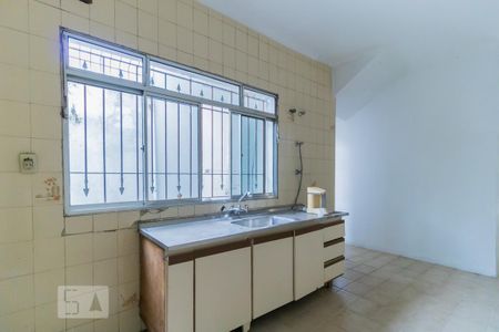 Casa para alugar com 360m², 6 quartos e 4 vagas Casa para alugar com 360m², 6 quartos e 4 vagasCozinha