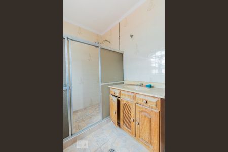 Casa para alugar com 360m², 6 quartos e 4 vagas Casa para alugar com 360m², 6 quartos e 4 vagasBanheiro da Suíte 5