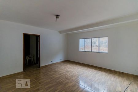 Casa para alugar com 360m², 6 quartos e 4 vagas Casa para alugar com 360m², 6 quartos e 4 vagasSuíte 1