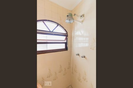 Casa para alugar com 360m², 6 quartos e 4 vagas Casa para alugar com 360m², 6 quartos e 4 vagasDetalhe banheiro