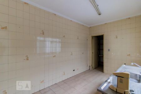 Casa para alugar com 360m², 6 quartos e 4 vagas Casa para alugar com 360m², 6 quartos e 4 vagasCozinha