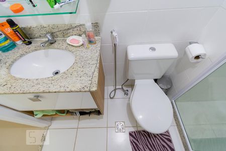 Apartamento à venda com 68m², 2 quartos e 1 vaga Apartamento à venda com 68m², 2 quartos e 1 vagaBanheiro da Suíte