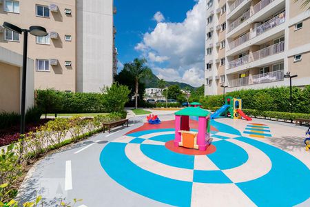 Apartamento à venda com 68m², 2 quartos e 1 vaga Apartamento à venda com 68m², 2 quartos e 1 vagaÁrea Comum - Playground