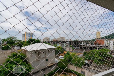 Apartamento à venda com 68m², 2 quartos e 1 vaga Apartamento à venda com 68m², 2 quartos e 1 vagaVaranda