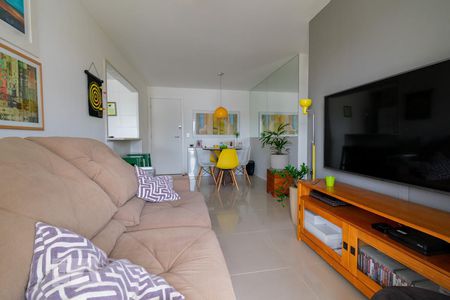 Sala de apartamento à venda com 2 quartos, 68m² em Jacarepaguá, Rio de Janeiro