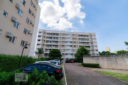 Apartamento à venda com 68m², 2 quartos e 1 vaga Apartamento à venda com 68m², 2 quartos e 1 vagaFachada do bloco