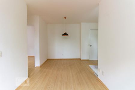 Sala de apartamento para alugar com 2 quartos, 45m² em Quinta da Paineira, São Paulo