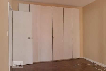 Apartamento à venda com 202m², 3 quartos e 1 vaga Apartamento à venda com 202m², 3 quartos e 1 vagaSuite