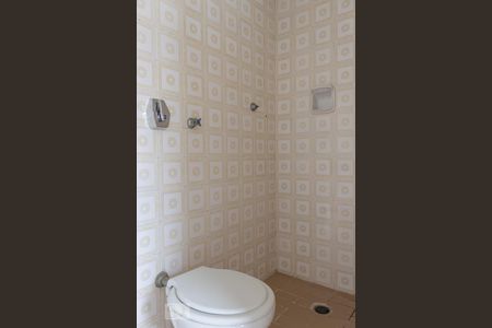 Apartamento à venda com 202m², 3 quartos e 1 vaga Apartamento à venda com 202m², 3 quartos e 1 vagaBanheiro de Serviço