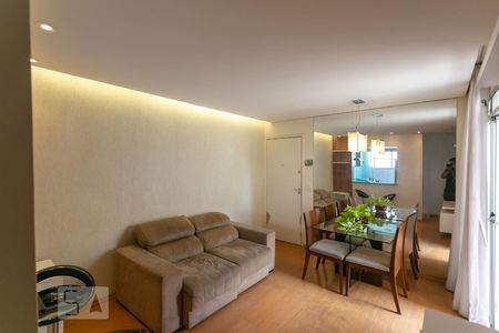 Sala de apartamento para alugar com 3 quartos, 61m² em Castelo, Belo Horizonte