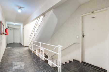 Apartamento à venda com 60m², 2 quartos e 1 vagaHall